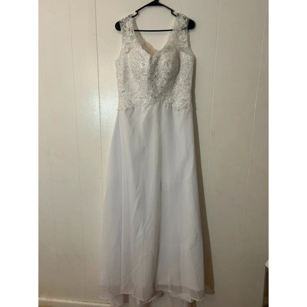 Jaeden Bridal Wedding Dress